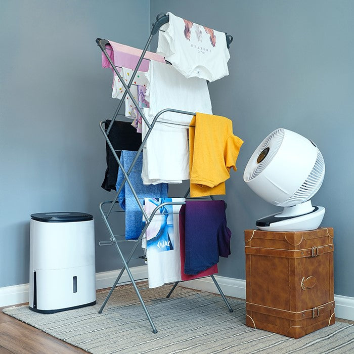 Drying Laundry with MeacoDry Arete One and MeacoFan 1056