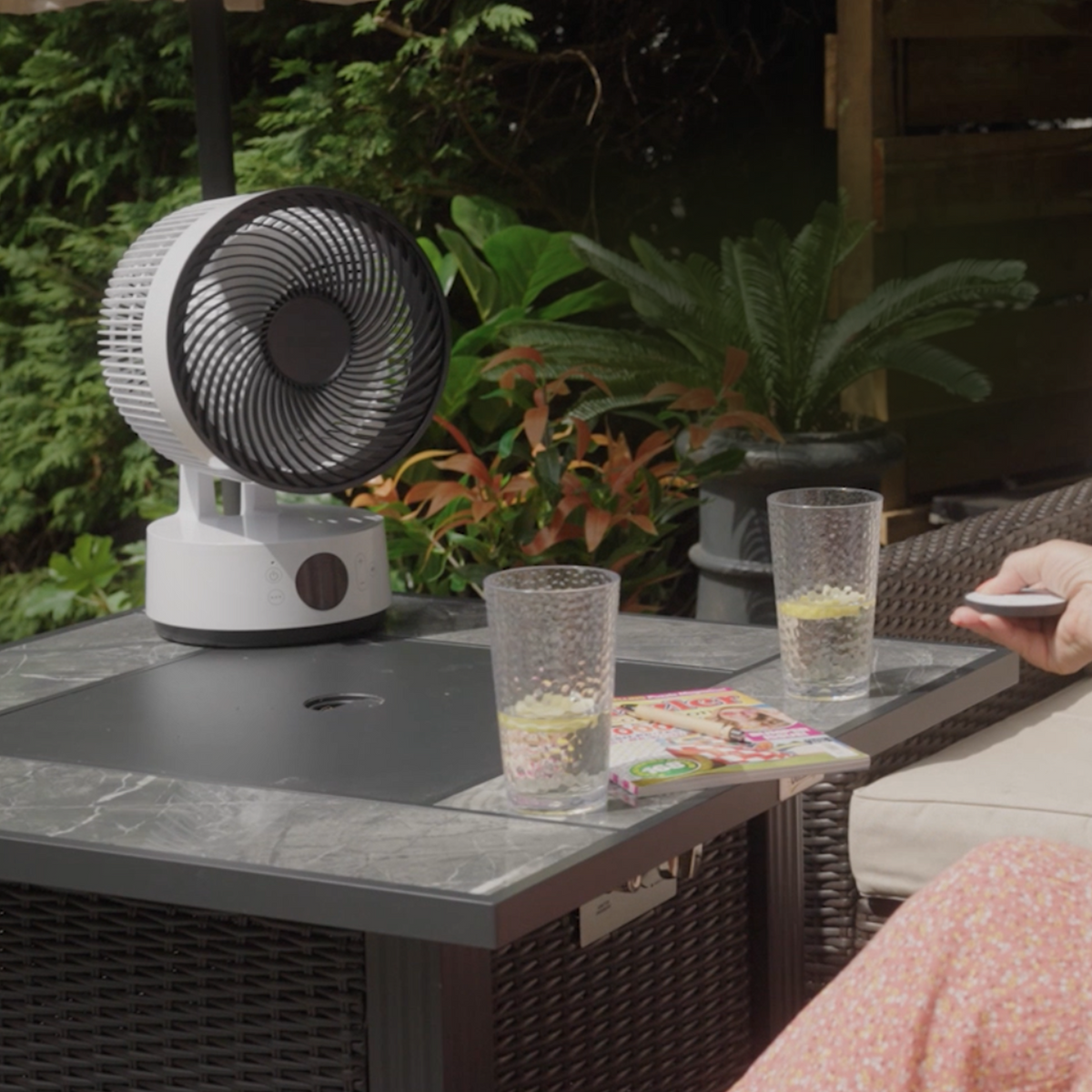 MeacoFan Sefte® 8" Portable Battery Air Circulator with Storage Bag