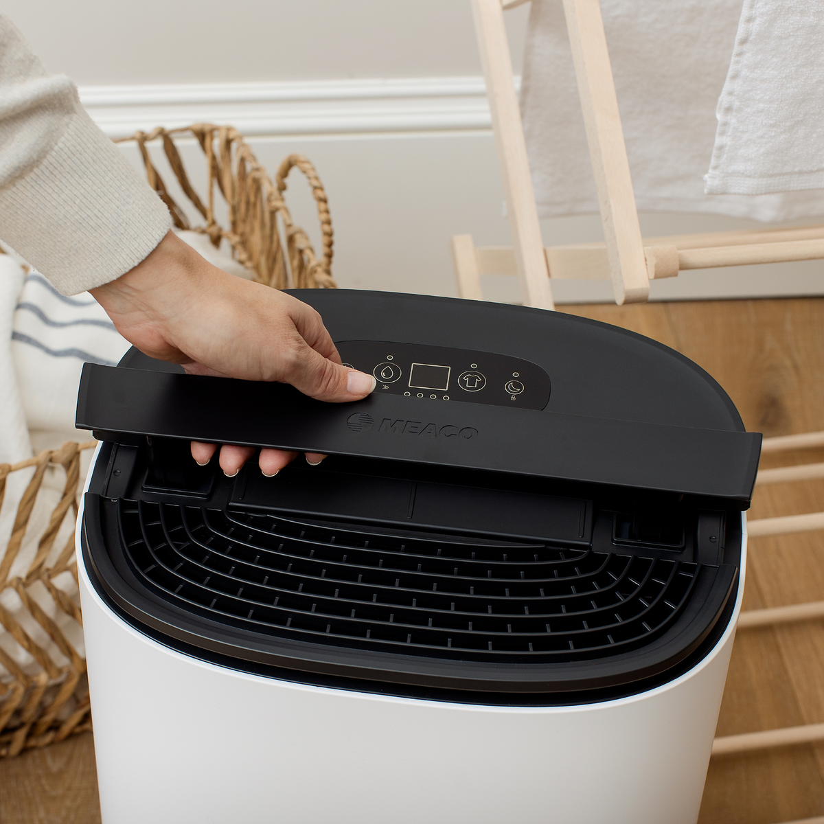 MeacoDry Arete® One 10L Dehumidifier / Air Purifier