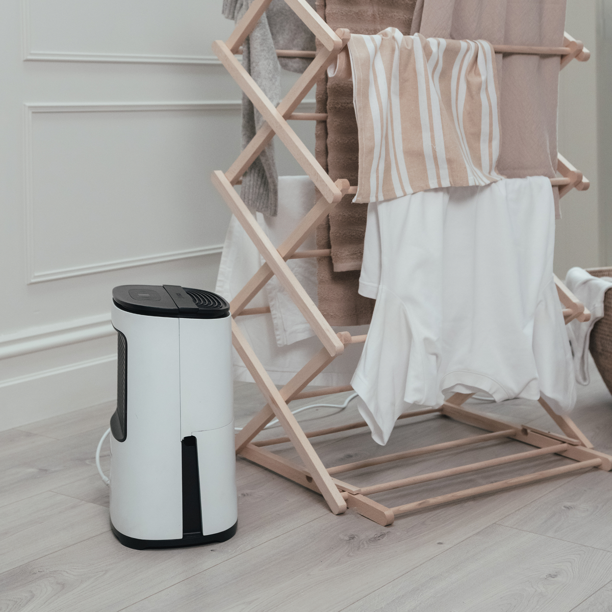 MeacoDry Arete® One 6L Compact Dehumidifier / Air Purifier