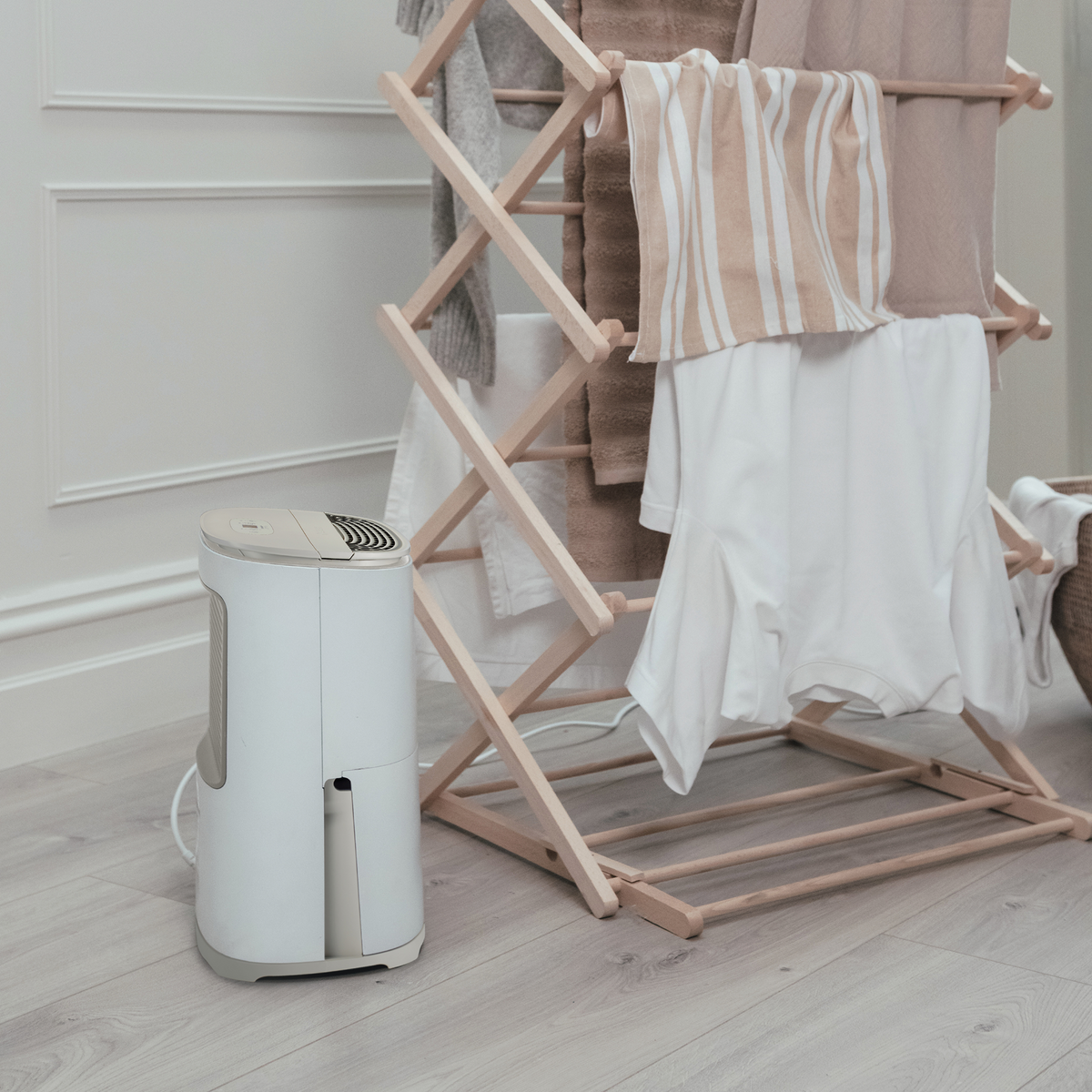 MeacoDry Arete® One 6L Compact Dehumidifier / Air Purifier
