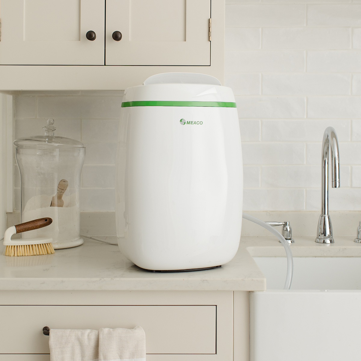 12L Low Energy Dehumidifier and Air Purifier